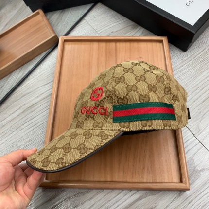Gucci Hats in 149089