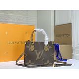 Louis Vuitton AAA Quality Handbags in 147963