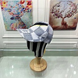 Louis Vuitton  Hats in 149096