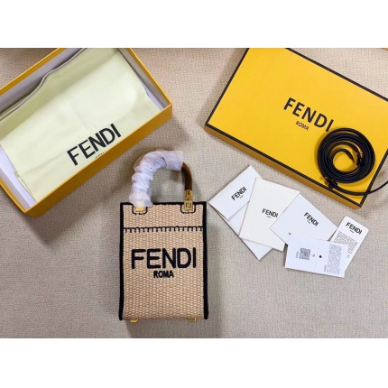 Fendi AAA+++ Handbags in 149451