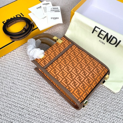 Fendi AAA+++ Handbags in 149457
