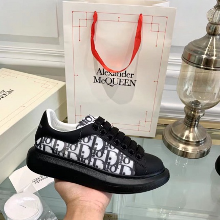 New Arrivals Alexander Mcqueen Sneakers Size 35-46 in 149905