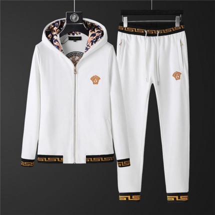 Versace Tracksuits for Men in 150071