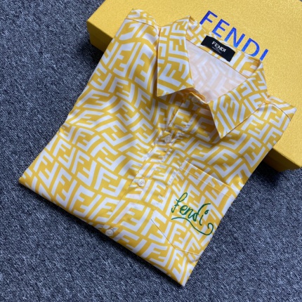Fendi Long-Sleeved Polo Shirts for Men in 150604