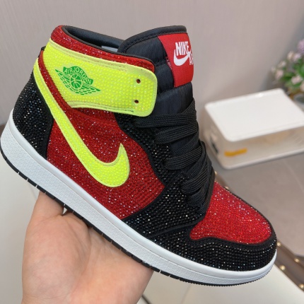 New Arrivals Jordan 1 Iced Sneakers For Women in 150725