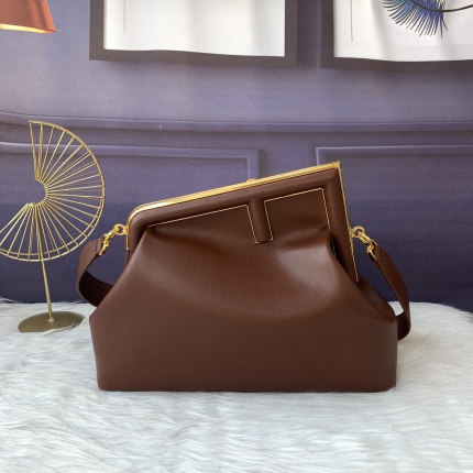 Fendi AAA+++ Handbags in 150880