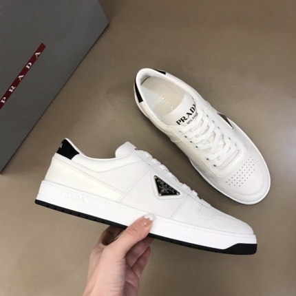 Prada Sneakers For Men in 150919