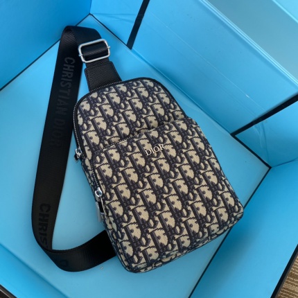New Arrivals Dior AAA quality Crossbody Bags For Men in 151177