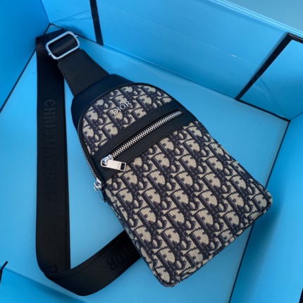 New Arrivals Dior AAA quality Crossbody Bags For Men in 151179