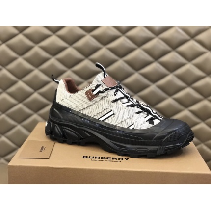 New Arrivals Burberry top quality Sneakers For Men in 151322