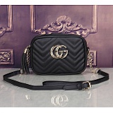 Gucci Cross Bags in 151037