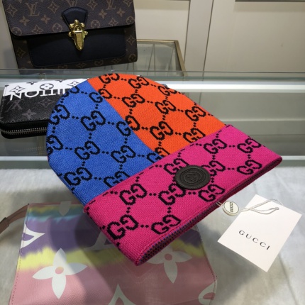 Gucci Beanies in 151810