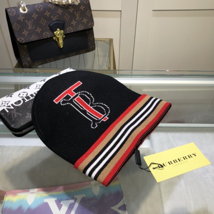 New Arrivals Burberry Beanies in 151812