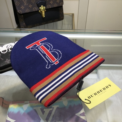 New Arrivals Burberry Beanies in 151814