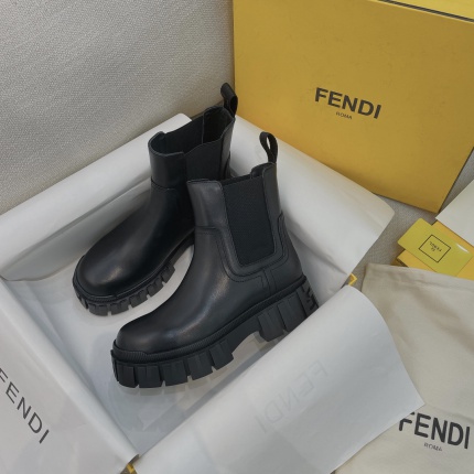 New Arrivals Fendi Boots For Women in 152240