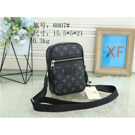 Louis Vuitton Cross Bags Men in 152289