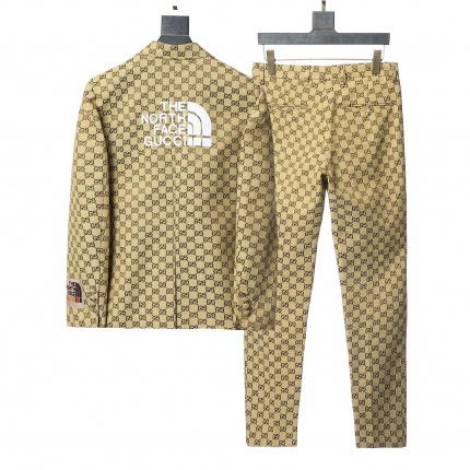 New Arrivals Gucci Suits For Men in 152389