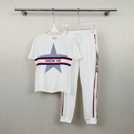 Dior  Tracksuits of women 1061 S-XL in 152601