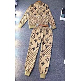 Louis Vuitton Tracksuits of women 1061 S-XL in 152583