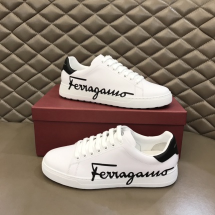 Ferragamo Sneakers For Men in 153126