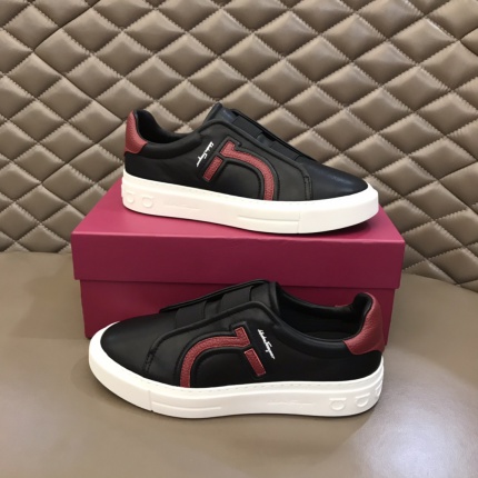Ferragamo Sneakers For Men in 153133