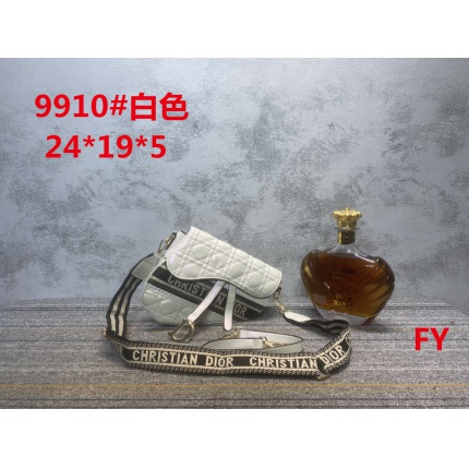 Cheap Dior Bags in 153245