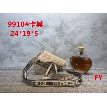 Cheap Dior Bags in 153246