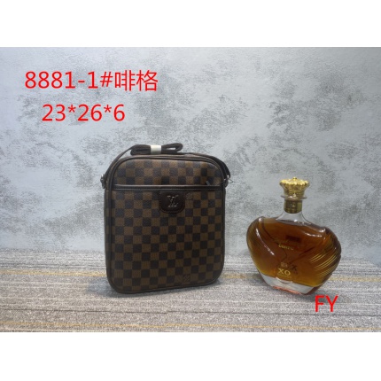 Gucci Cross Bags in 153268