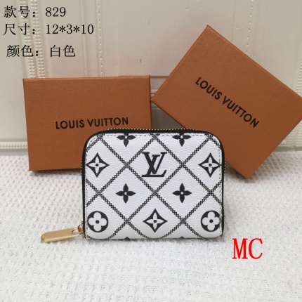 Louis Vuitton Walltes in 153396