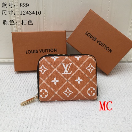 Louis Vuitton Walltes in 153398