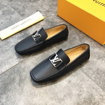 New Arrivals Louis Vuitton Leather Shoes For Men in 153458