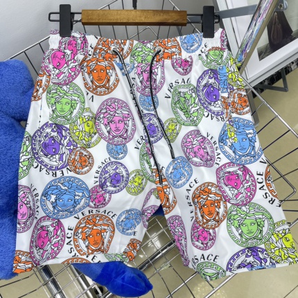 Versace Short Pants For Men in 153522