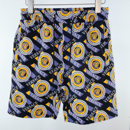 Versace Short Pants For Men in 153527
