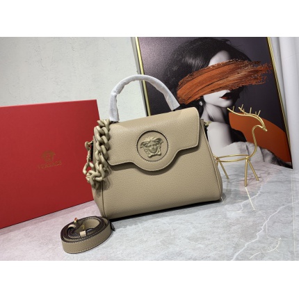 New Arrivals Versace High quality Handbags in 153944