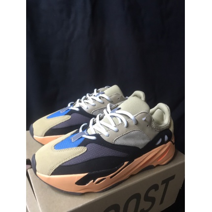 New Arrivals Adidas Yeezy 700 Sneakers size 36-45 in 154183