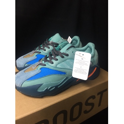 New Arrivals Adidas Yeezy 700 Sneakers size 36-45 in 154184