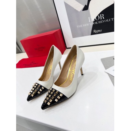 New Arrivals Valentino High heels For Women in 154344