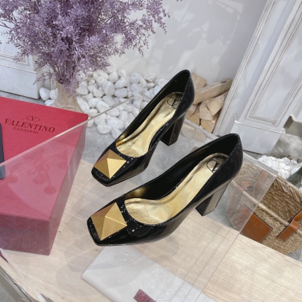 New Arrivals Valentino high heels For Women in 154359