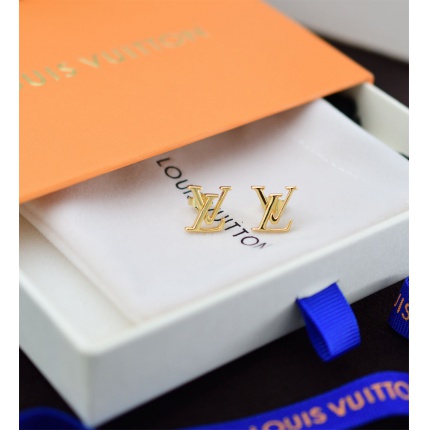 Louis Vuitton Earrings in 154413