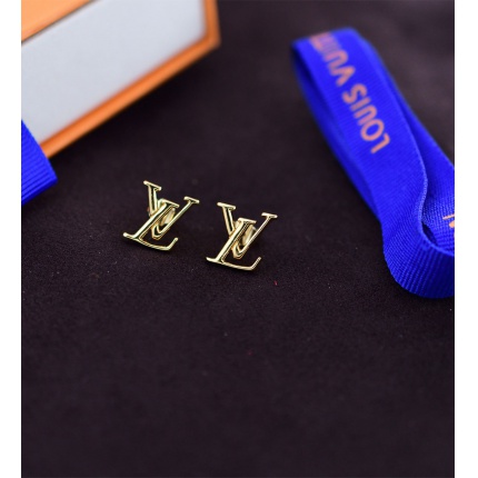 Louis Vuitton Earrings in 154415