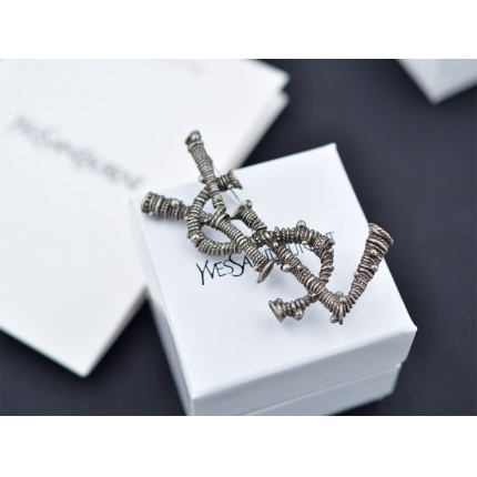 New Arrivals YSL Brooch in 154444
