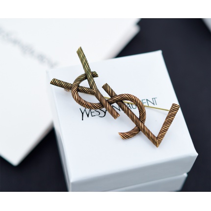 New Arrivals YSL Brooch in 154446