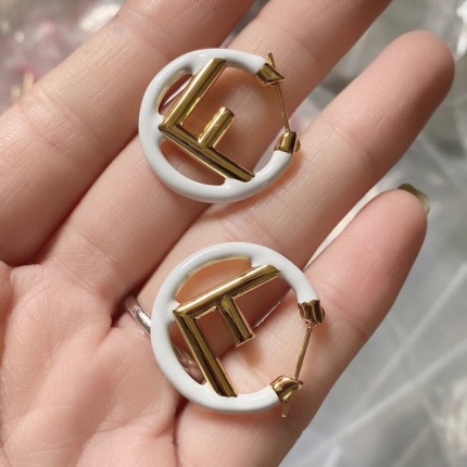 New Arrivals Fendi Earrings For Women in 154567