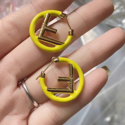 New Arrivals Fendi Earrings For Women in 154569