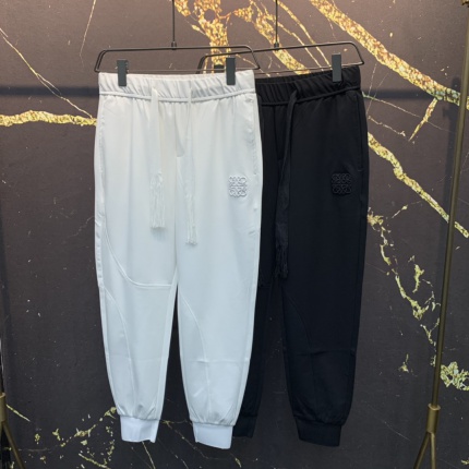 New Arrivals Loewe Pants For Men in 154624
