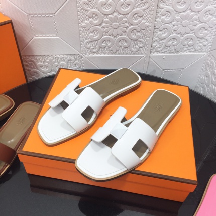 New Arrivals High quality Hermes Slippers For Women in 154784