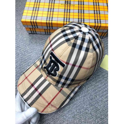 Burberry AAA Hats in 154875