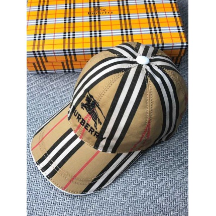 Burberry AAA Hats in 154881