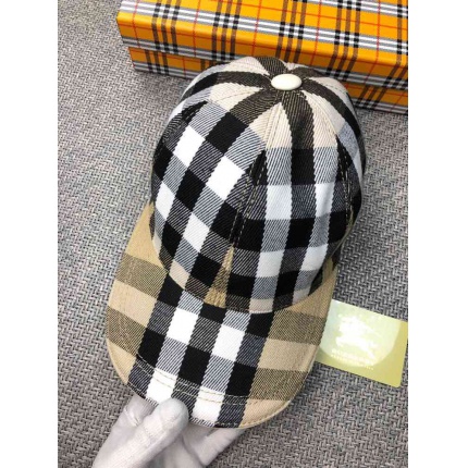 Burberry AAA Hats in 154882