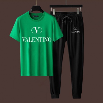 New Arrivals Valentino Summer Tracksuits For Men in 155042